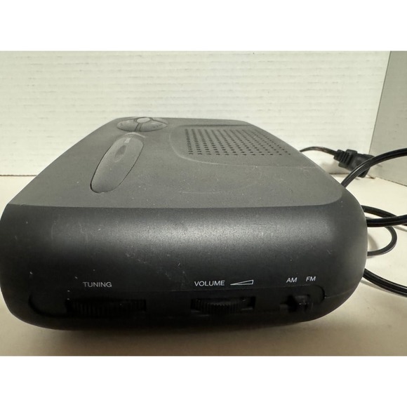 Vintage Optimus Model CR-313 Digital Multifunctional Clock AM/FM Radio - Picture 3 of 5